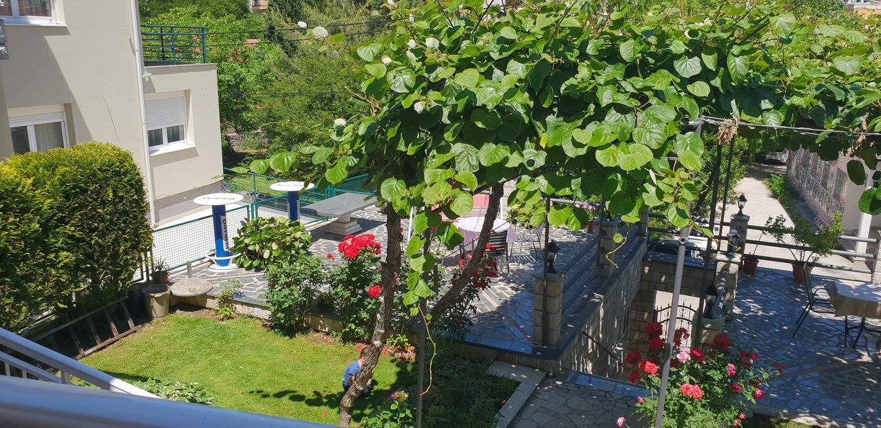 Accommodation Vesa モスタル エクステリア 写真