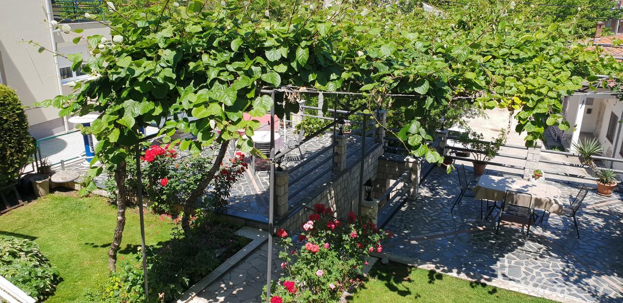 Accommodation Vesa モスタル エクステリア 写真